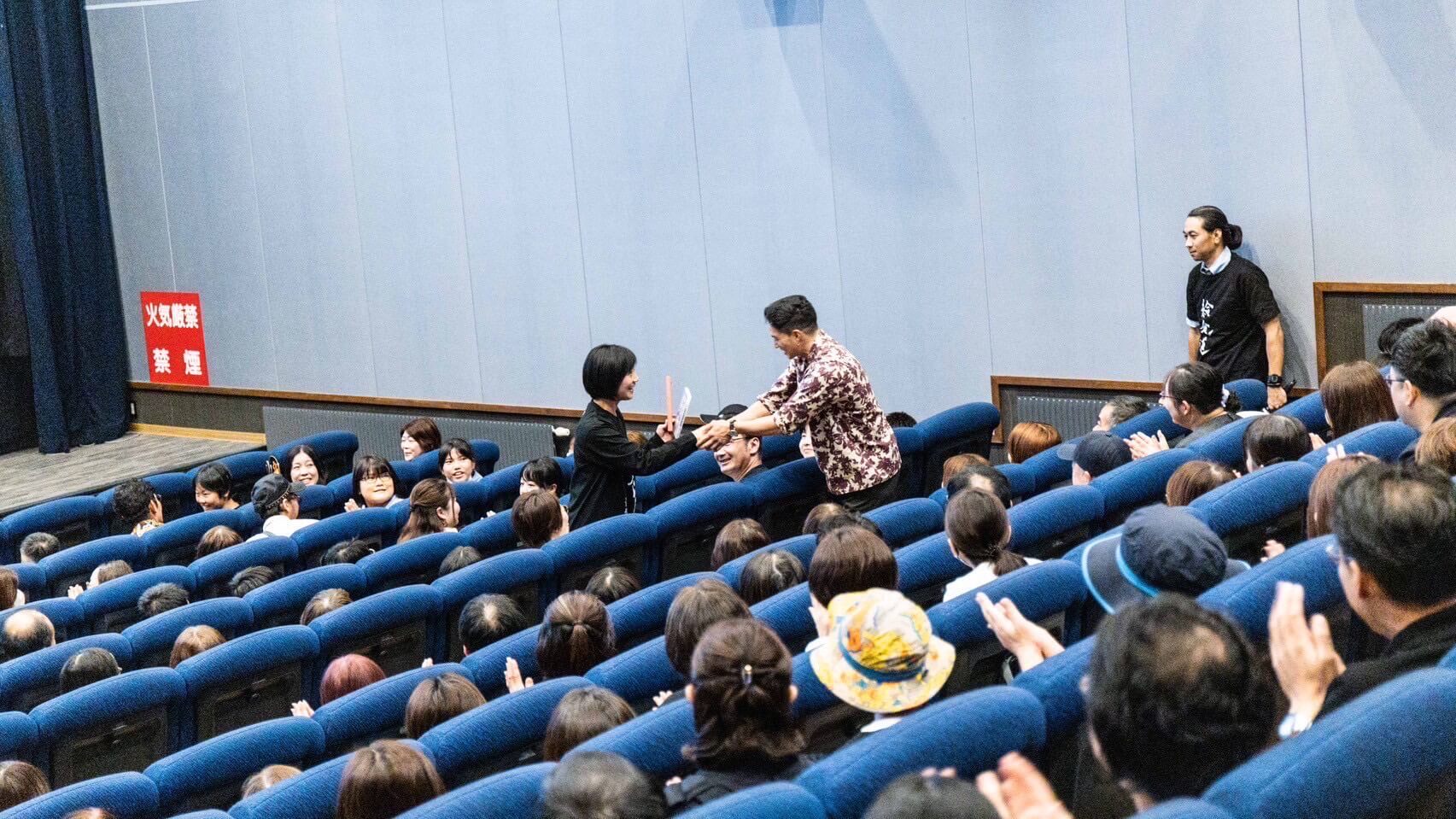 キャラバン写真2