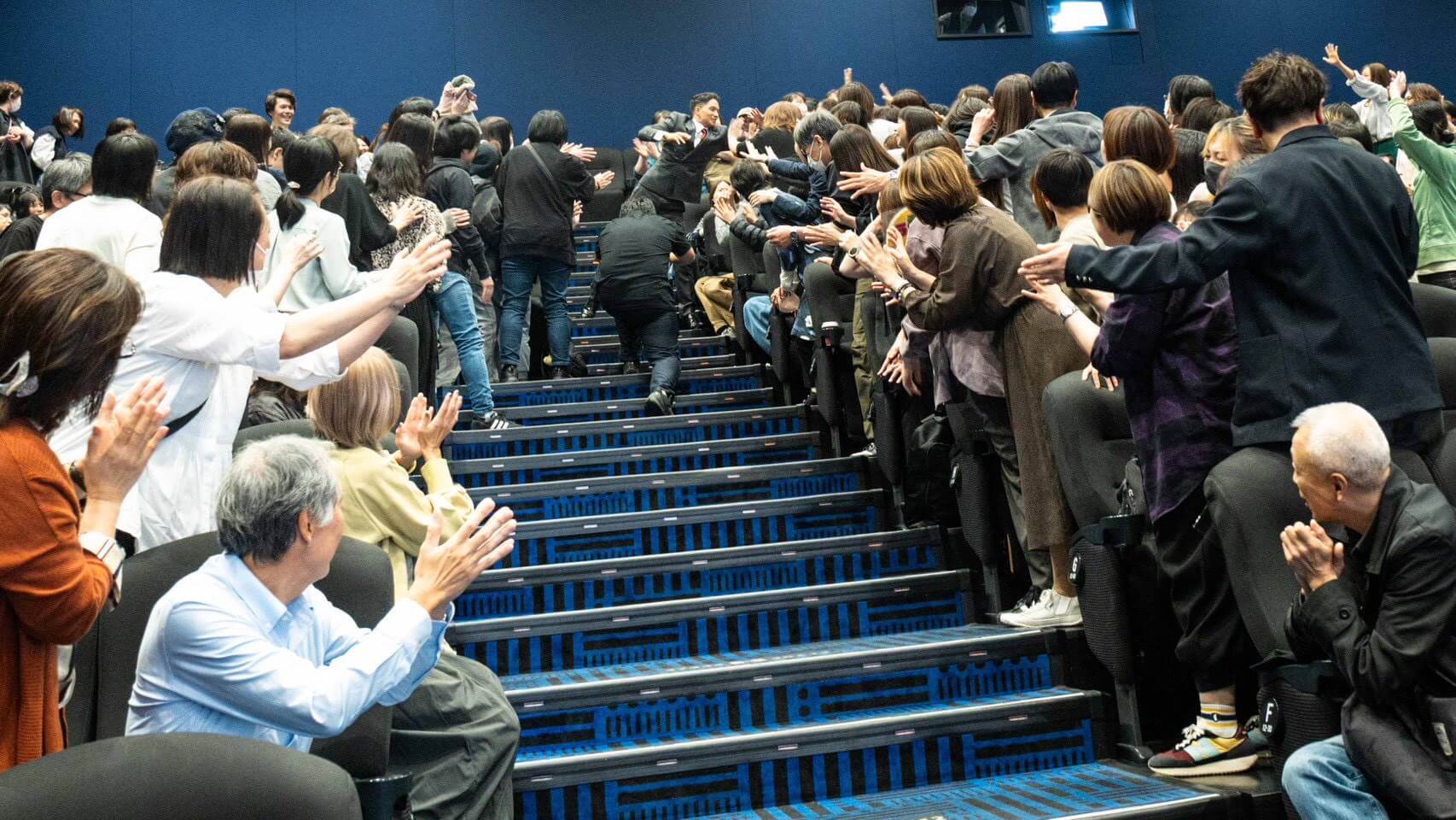 キャラバン写真4