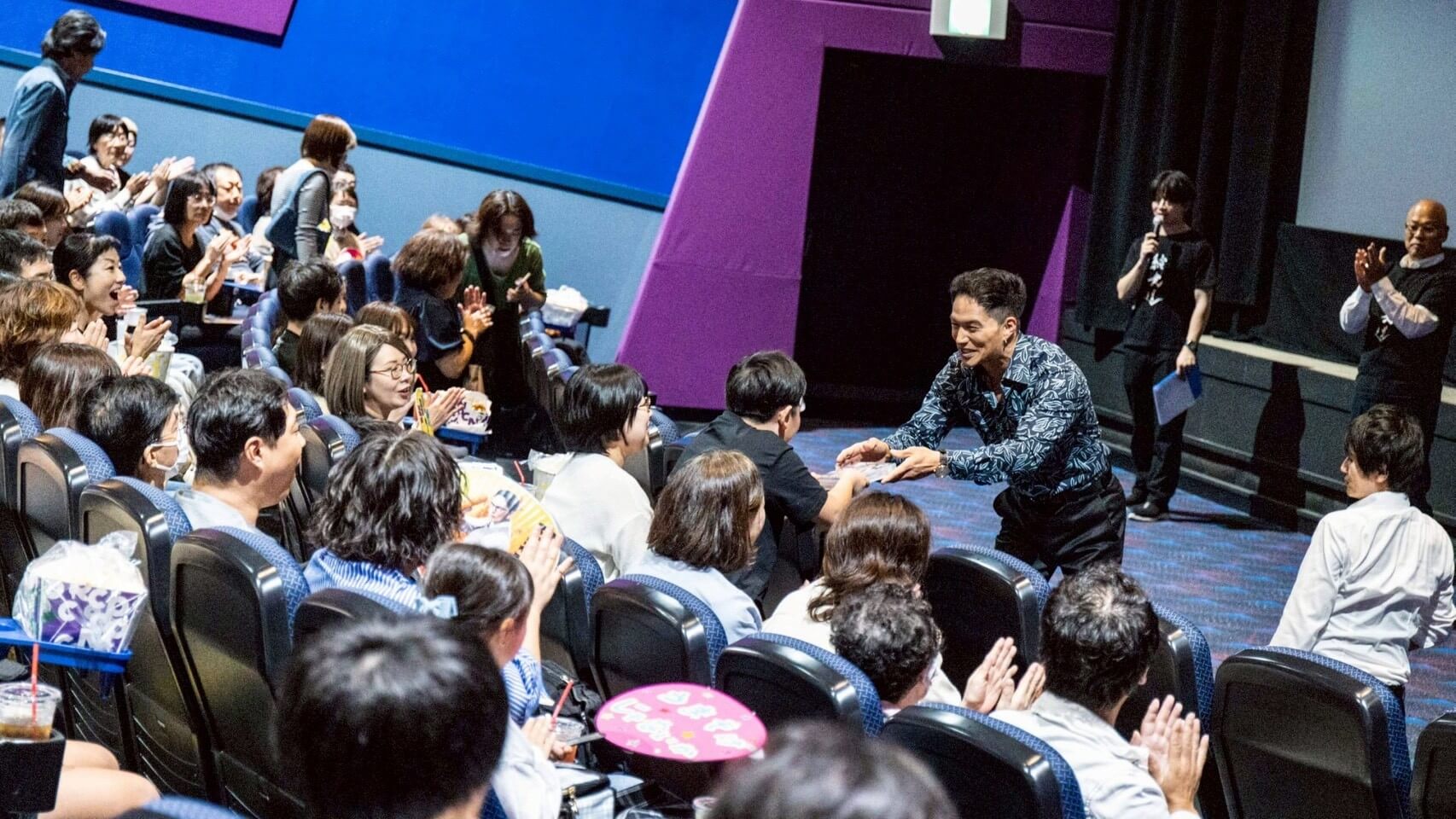 キャラバン写真3