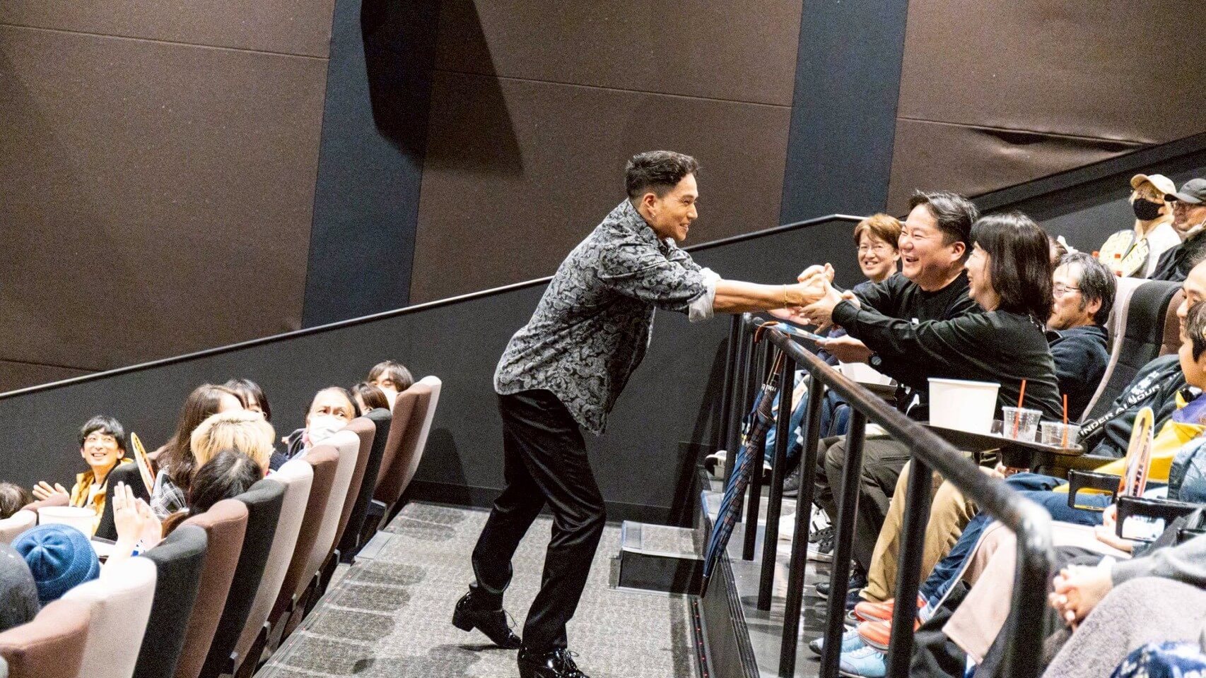 キャラバン写真3