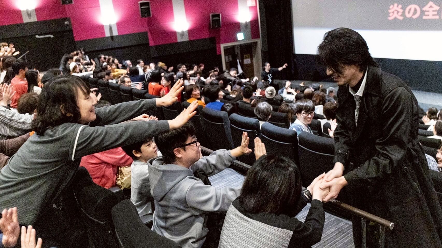 キャラバン写真4