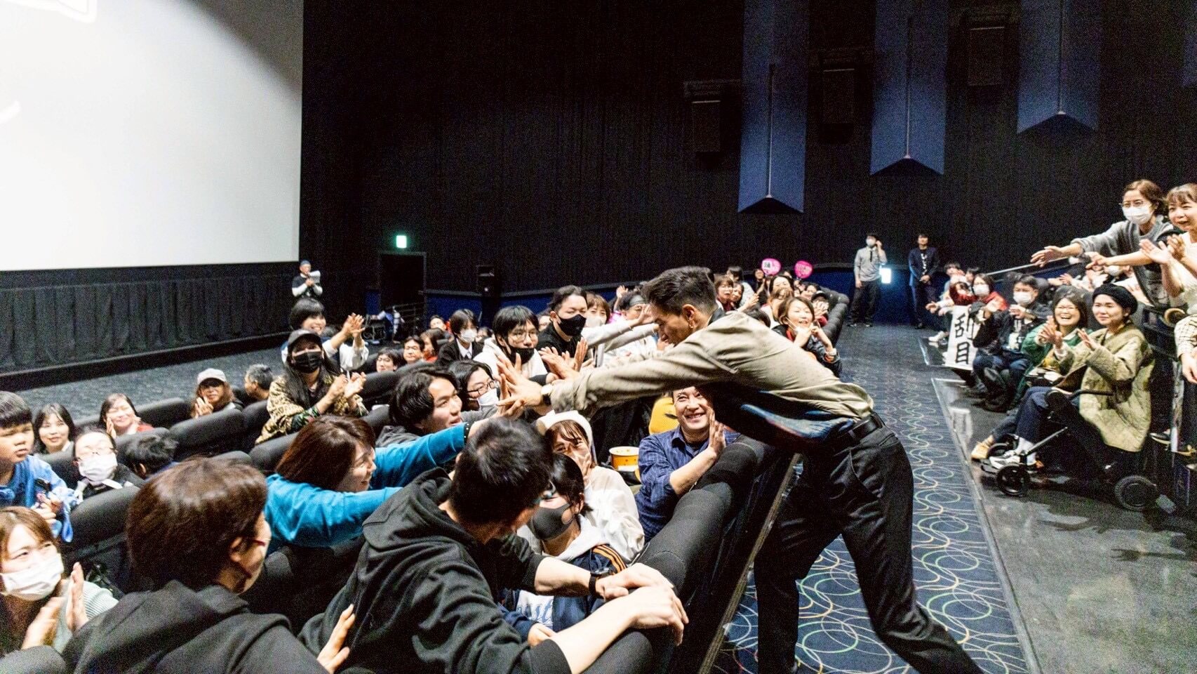 キャラバン写真5