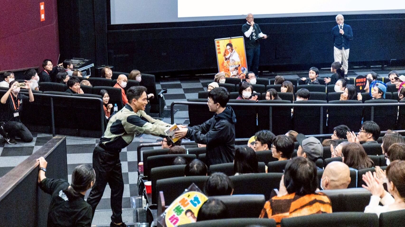 キャラバン写真3