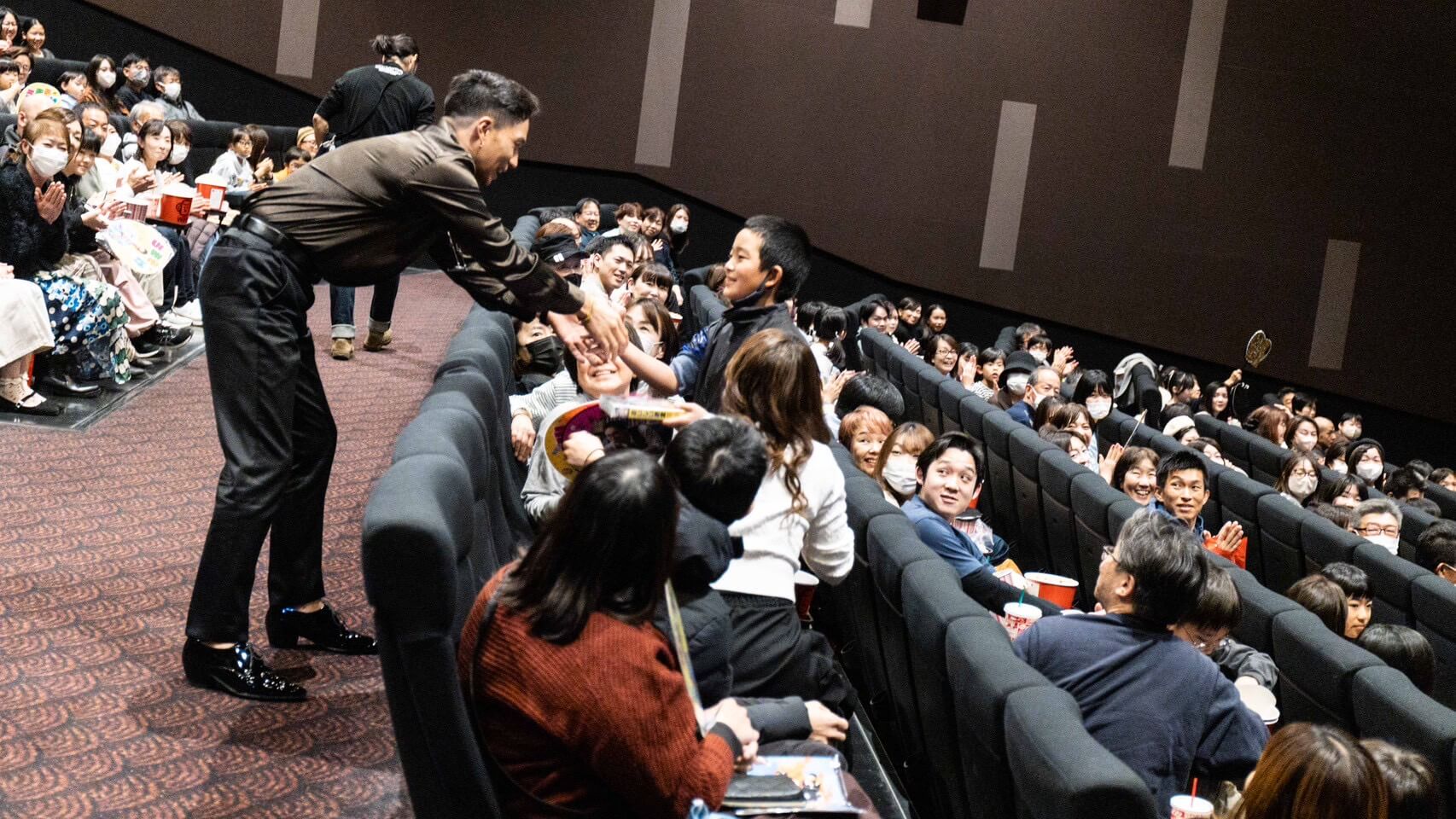 キャラバン写真2