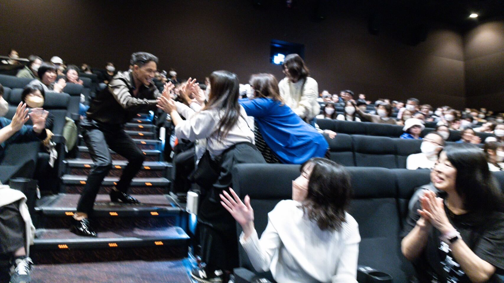 キャラバン写真10